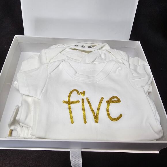 Seize The Moment JumpOff Jo Milestone Newborn Bodysuit Set Gold Glitter No Print - Picture 6 of 11